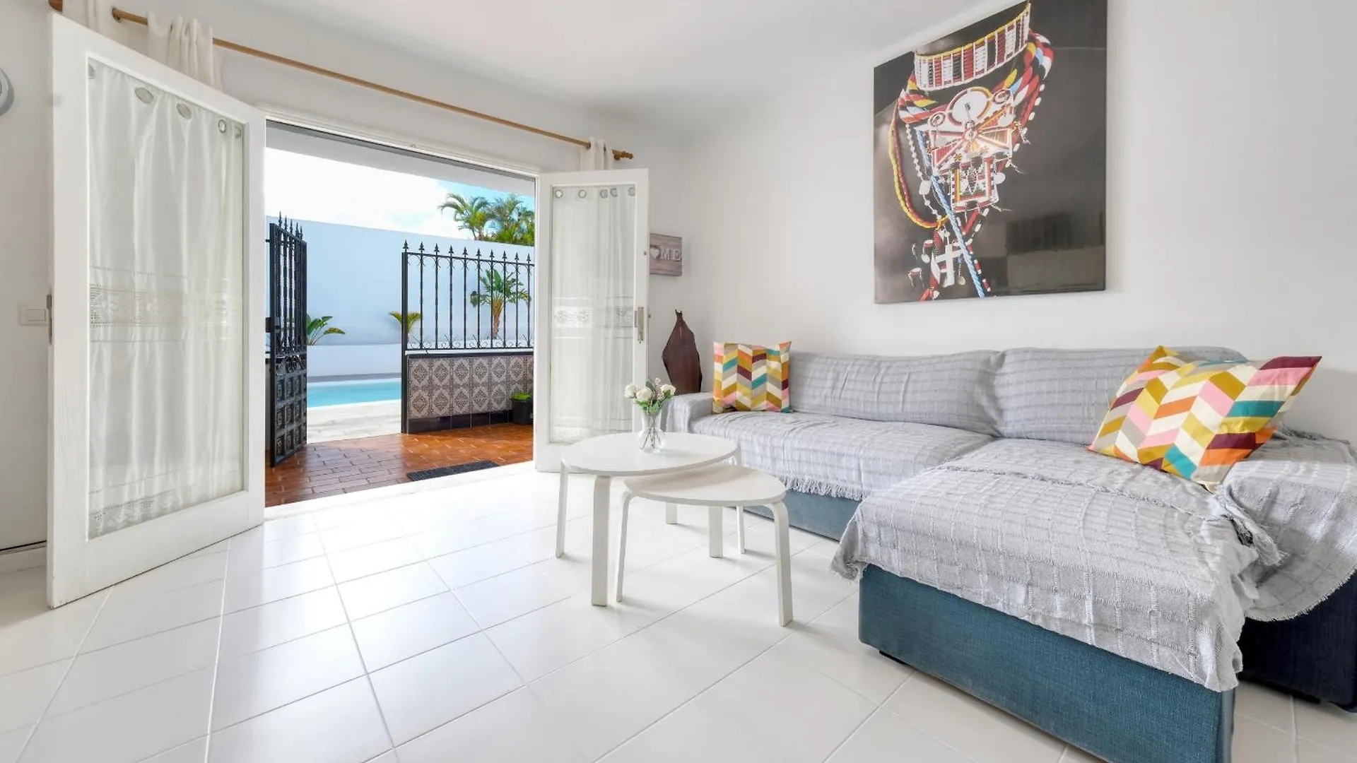 Casa Queen Vetusta -Pool and Tennis Arrecife  Holiday home
