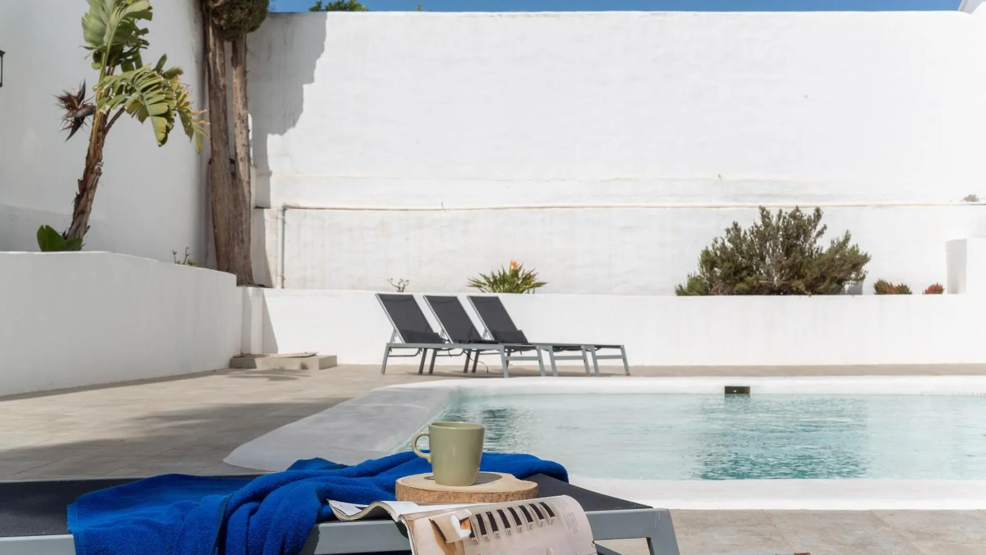 Holiday home Casa Queen Vetusta -Pool and Tennis Arrecife  Spain