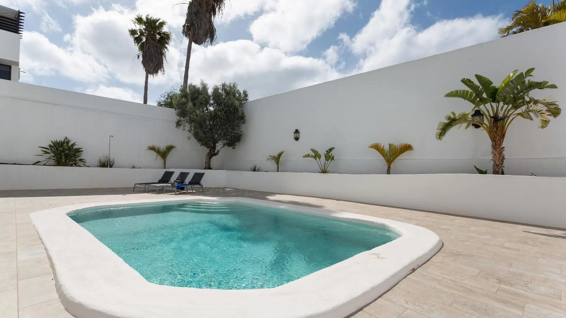 Casa Queen Vetusta -Pool and Tennis Arrecife  0*, Arrecife (Lanzarote)