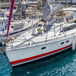 Botel Relaxing On A 38ft Sail Yacht, Arrecife (Lanzarote)
